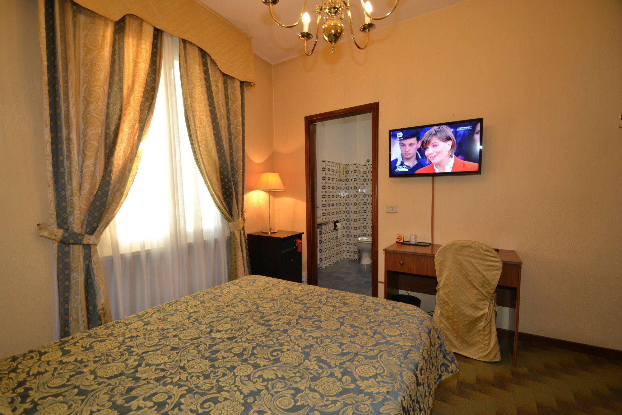 Hotel Residence Парма Екстер'єр фото