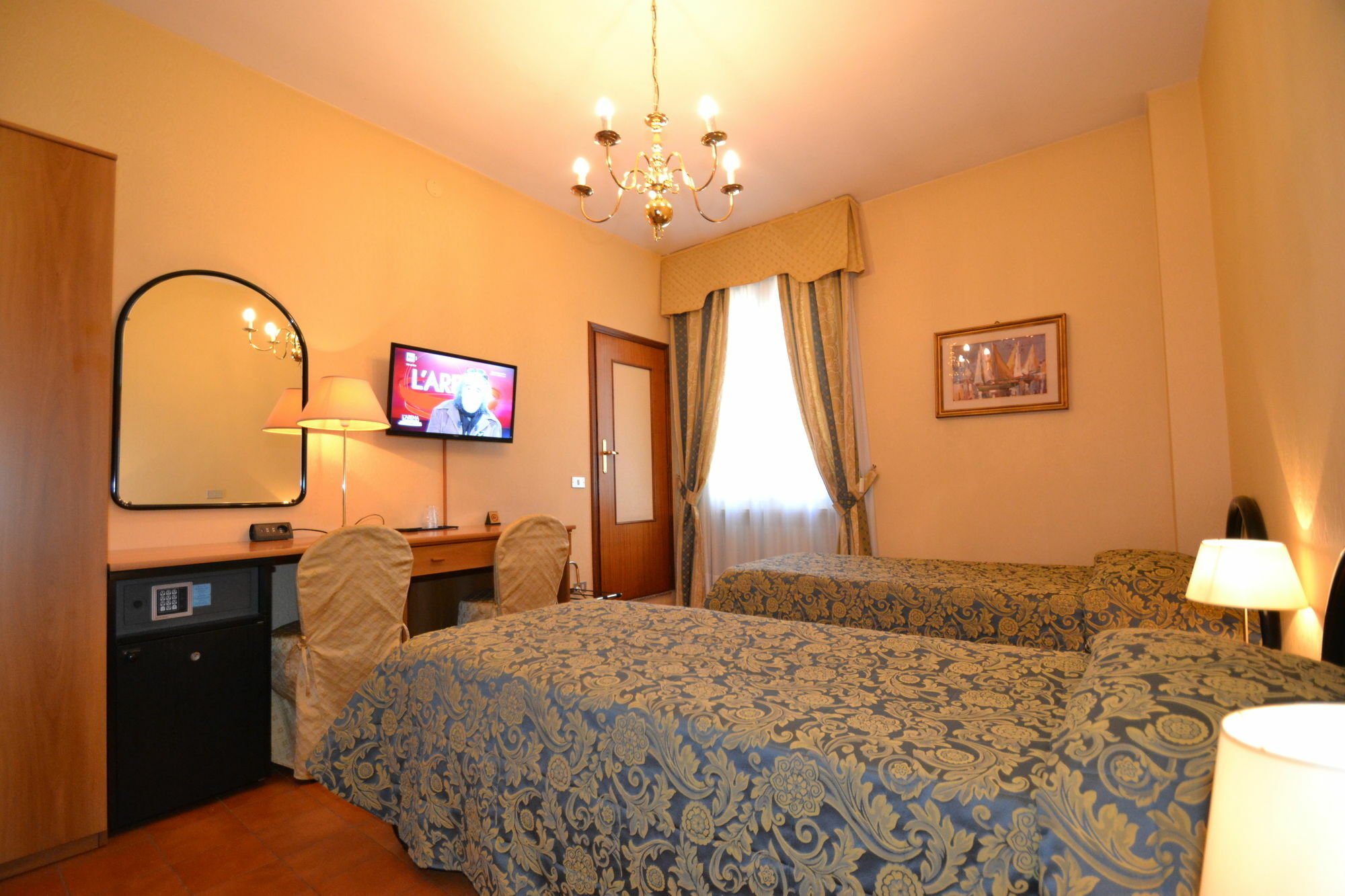 Hotel Residence Парма Екстер'єр фото